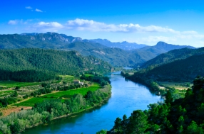Ebro River passing trhough Miravet, Spain